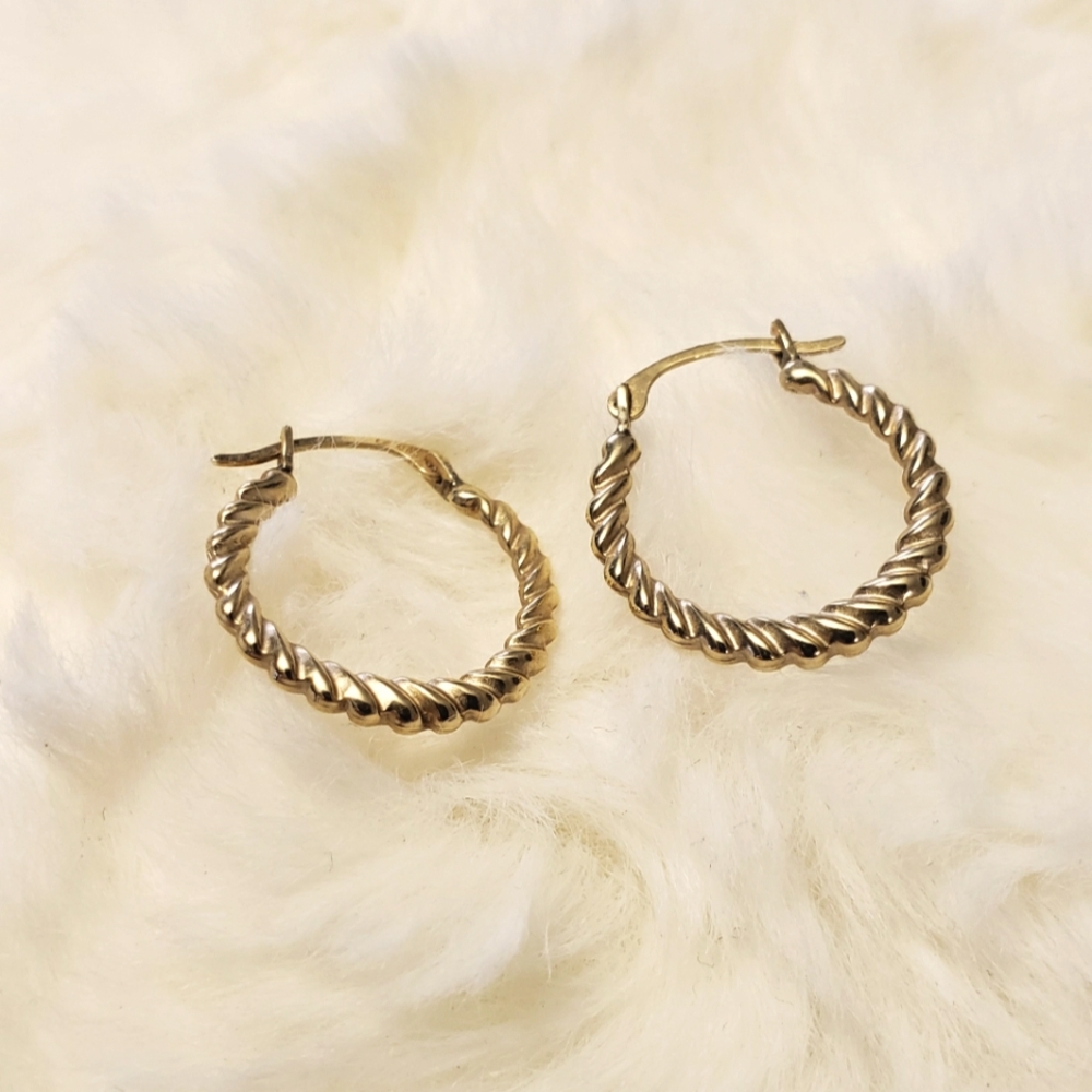 10k mini croissant gold hoop earrings